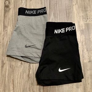 Black/ Grey Nike Pro Bundle